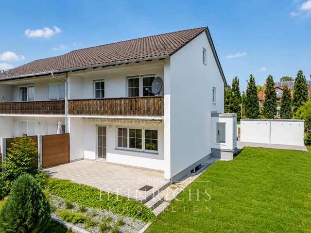 Doppelhaushälfte mit Südausrichtung, neuer Küche und Raum für echtes Familienleben