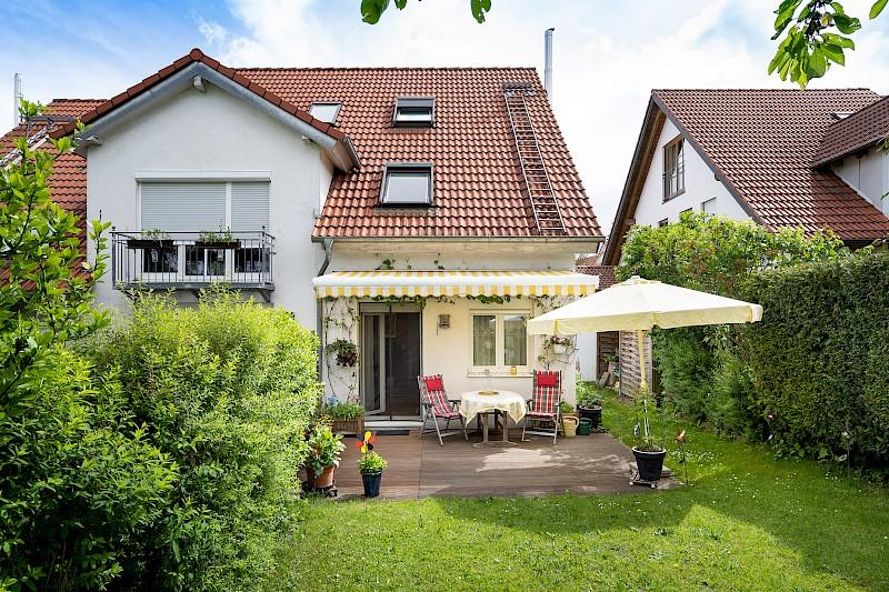 Reiheneckhaus zum Selbstbezug in Hohenkammer – verkaufte Referenz