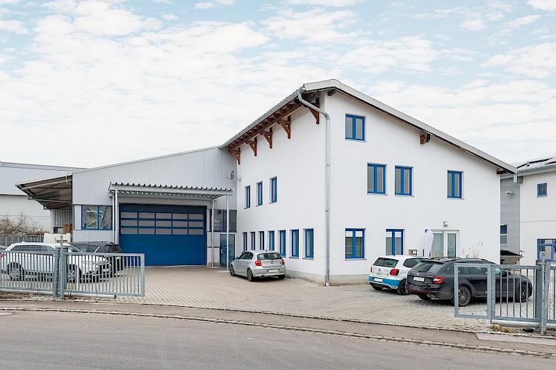 Bürogebäude samt Produktionshalle in Allershausen – verkaufte Referenz